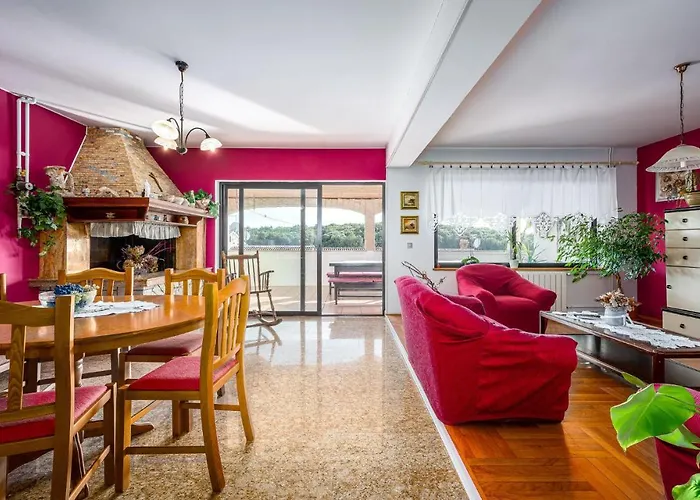 아파트 Apartment Brostolade V 브르사르