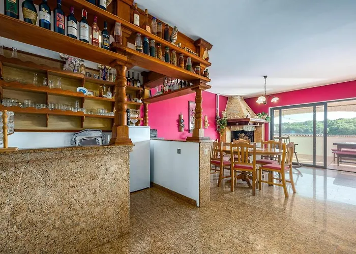 Apartment Brostolade V