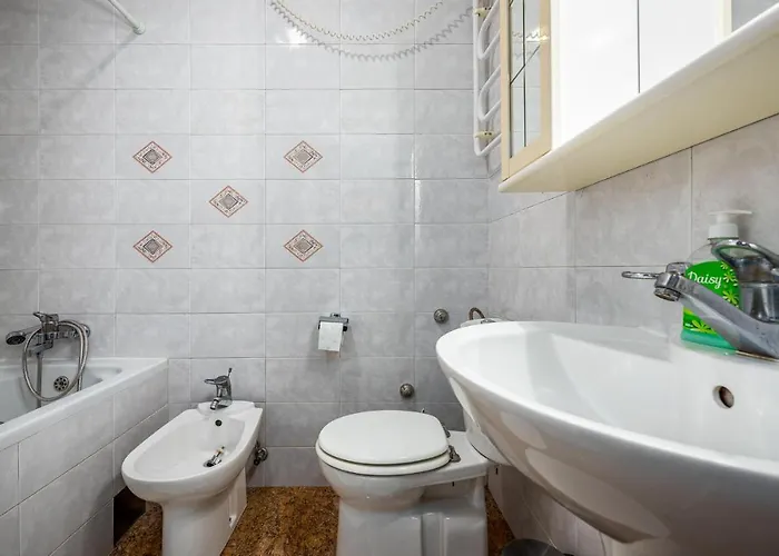 Apartment Brostolade V Apartamento *